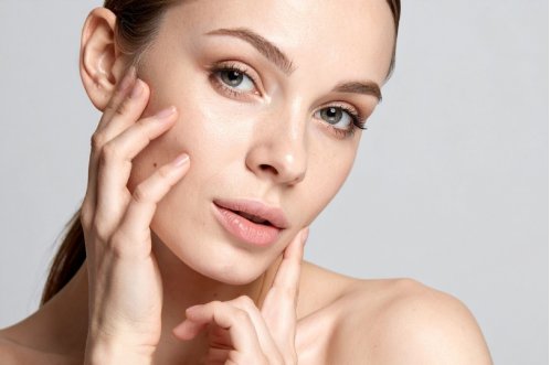 Pelle spenta dopo l’inverno? Perché succede e come supportare la pelle dall’interno