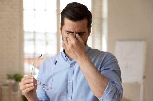 Occhi stanchi e secchi? I migliori consigli per proteggerli