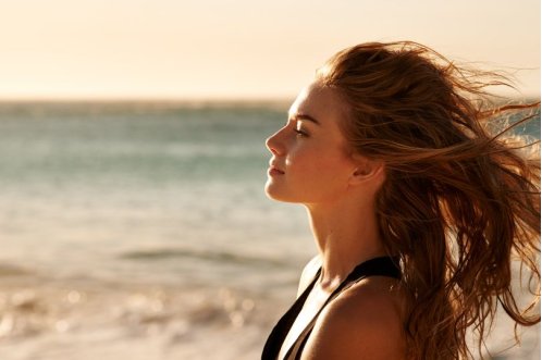 Come migliorare l'aspetto dei capelli: Guida completa estate 2025