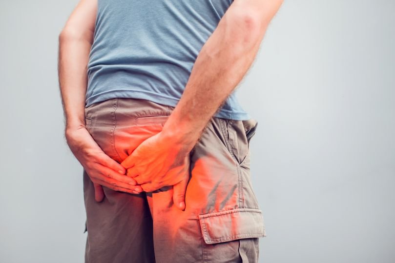 Emorroidi Trombizzate: Sintomi Pericolosi e Quando Preoccuparsi Emorroidi Trombizzate: Sintomi Pericolosi e Quando Preoccuparsi